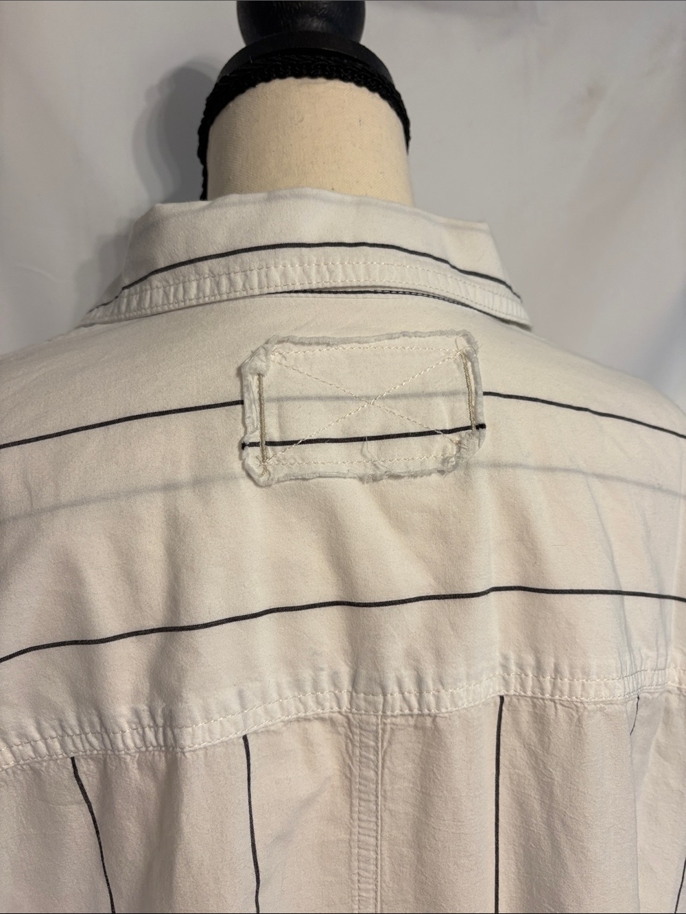 We The Free White Shirt Boxy Oversized with Navy Pinstripes SZ XL Lagenlook - Picture 3 of 10